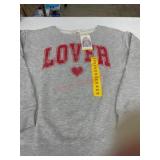 Gray Pullover Sweatshirt with Printed 'LOVER' Desi