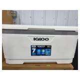 Igloo Maxcold XL Cooler 150 Qt White
