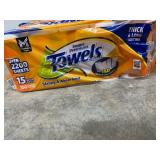 Pack of 15 Mega Rolls Paper Towels