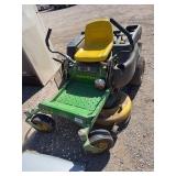 John Deere EZtrak Z225 Zero-Turn Lawn Mower