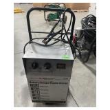 Schumacher SE-422S Battery Charger/Engine Starter