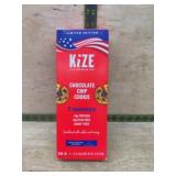 KiZE Chocolate Chip Cookie Bars