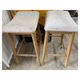 Light Wood Frame Bar Stools