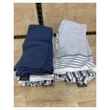 8 Striped and Solid Kitchen Towels