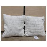18' x 18' White Textured Pillows