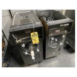 FROSTY FACTORY DRINK HEADS