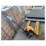 PALLET JACK (LOCATED IN MIAMI GARDENS FL)