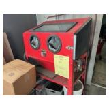 CENTRAL PNEUMATIC BLAST CABINET - 40 LB CAPACITY