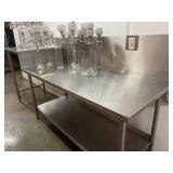 STAINLESS STEEL TABLE