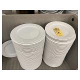 WHITE DINNER PLATES - 11