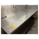 STAINLESS STEEL TABLE