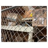 LOT SHELF WITH LIGHT BULBS