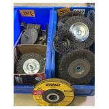 CHAMPAGNE GLASSES (2 ROWS)