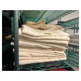 ASSORTED LINENS, NAPKINS, TABLE CLOTHS, ETC
