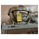 ROUND HEATING SERVERS