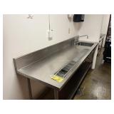 STAINLESS STEEL TABLES WITH SINK & DRAIN