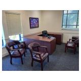 LOT OFFICE SUITE - U-SHAPE DESK / 5 CHAIRS / 2 TAB
