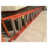 LOUISVILLE FIBERGLASS LADDER - 12