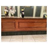 RECEPTION AREA WITH CONTENTS - EYEGLASSES, UMBRELL