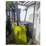 CLARK ESMII-15 STAND-UP NARROW-AISLE FORKLIFT - EL