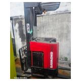 RAYMOND EASIR30TT REACH TRUCK - ELECTRIC / 3,000LB
