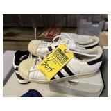 ADIDAS - SIZE 11 - BLACK & WHITE