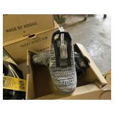 NIKE AIR VAPOR MAX - SIZE 5Y - GRAY & WHITE