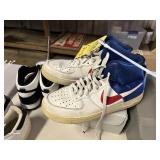 NIKE - SIZE 9.5 - BLUE, WHITE & RED