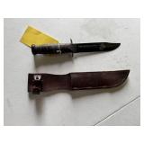 KNIFE IN LEATHER SHEATH - USMC - PERSONALIZATION O