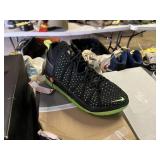 NIKE LEBRON XVIII EP - SIZE 9.5 - GREEN & BLACK