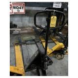ELDA BLACK JACK PALLET JACK (NEEDS REPAIR)