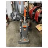 HOOVER COMMERCIAL VACUUM CLEANER WITH HEPA SYSTEM