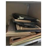 ASSORTED PICTURES / FRAMES  - (1095A / RIGHT BOTTO