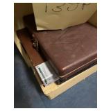 CONTAINERS WITH CONTENTS - PERSONAL MILITARY BELON