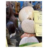 ASSORTED DECOR - PRE-HISTORIC CLAM / ROCK / MARBLE