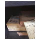ASSORTED PIECES - 2- HORSE PICTURES / ELECTRIC HEL