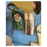 WALL DECOR