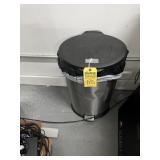 STAINLESS STEEL TRASH CAN