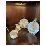 HAMMERSLEY (ENGLAND) FINE CHINA - CUPS & SAUCERS