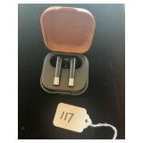 PAIR WIRELESS AIRBUDS