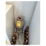DECORATIVE VASE IN STAND