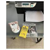 ASSORTED PIECES - 3- PACKS BASEBALL CARDS / 1- STA