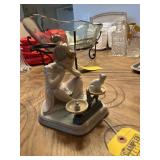 LLADRO FIGURINE - GIRL WITH CATS