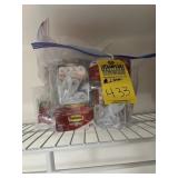 LOT ASSORTED COMMAND STRIPS