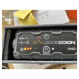 NOCO JUMP STARTER WITH LED FLASHLIGHT (NEW IN BOX)