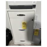METAL FILE CABINET WITH 3 DRAWERS