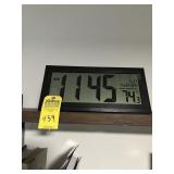 DIGITAL CLOCK