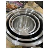 STAINLESS STEEL MIXING BOWLS