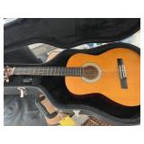 ANGELICA GC-112 3/4 GUITAR WITH ROAD RUNNER HARD C