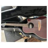 OVATION APPLAUSE AE28 GUITAR WITH ROAD RUNNER HARD